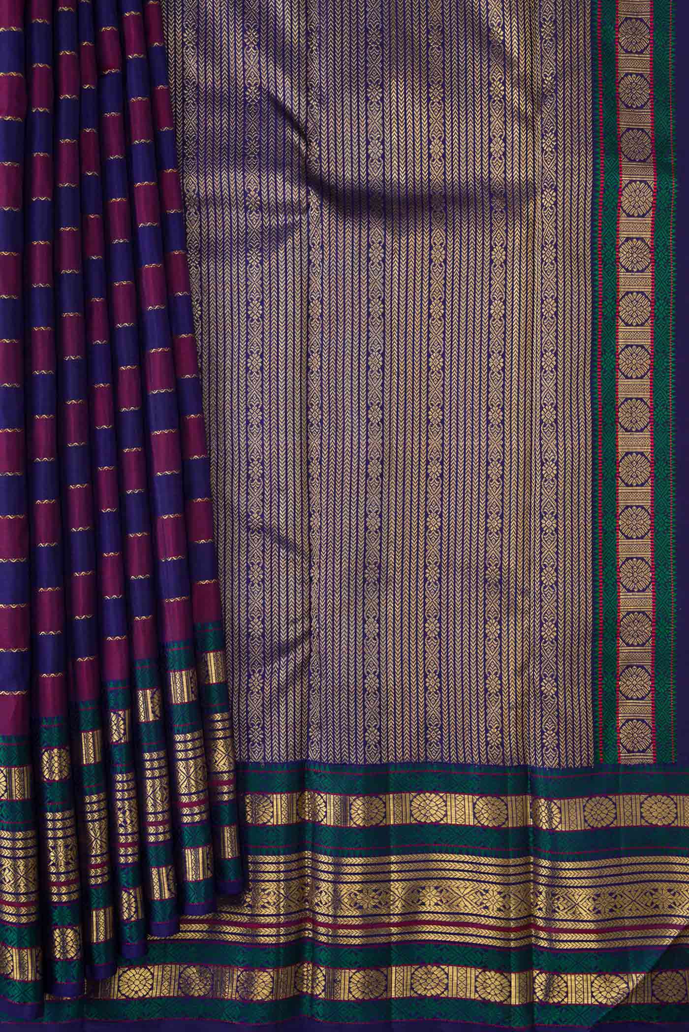 pleats pallu
