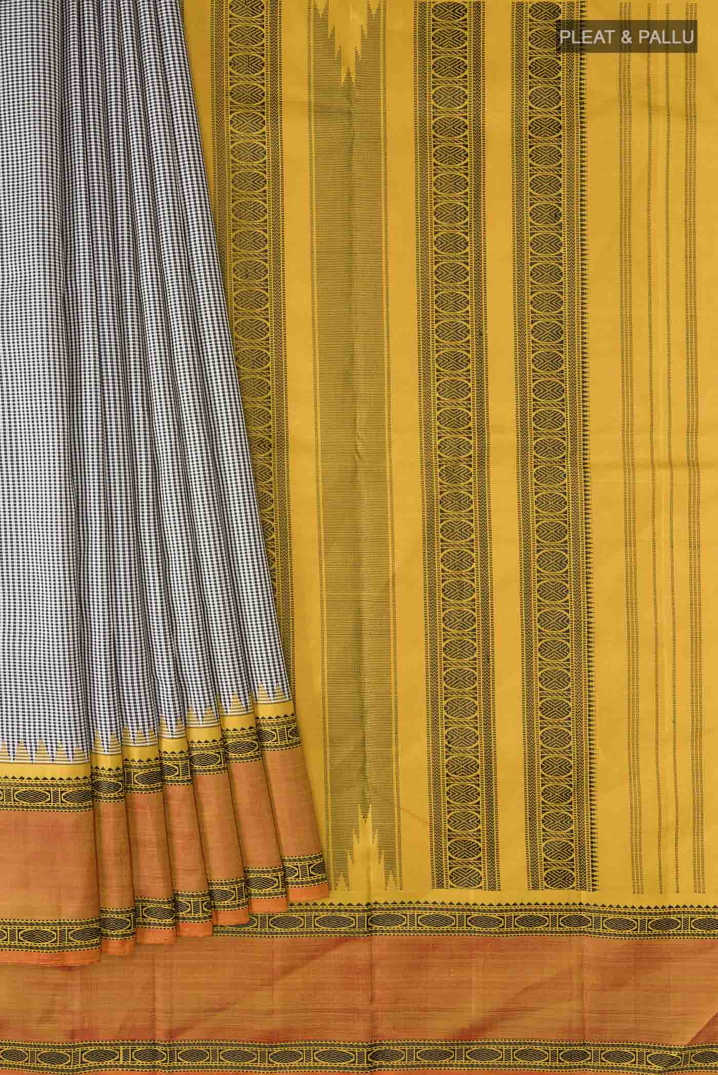 pleats pallu