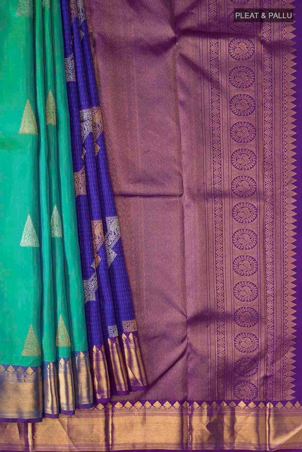 pleats pallu