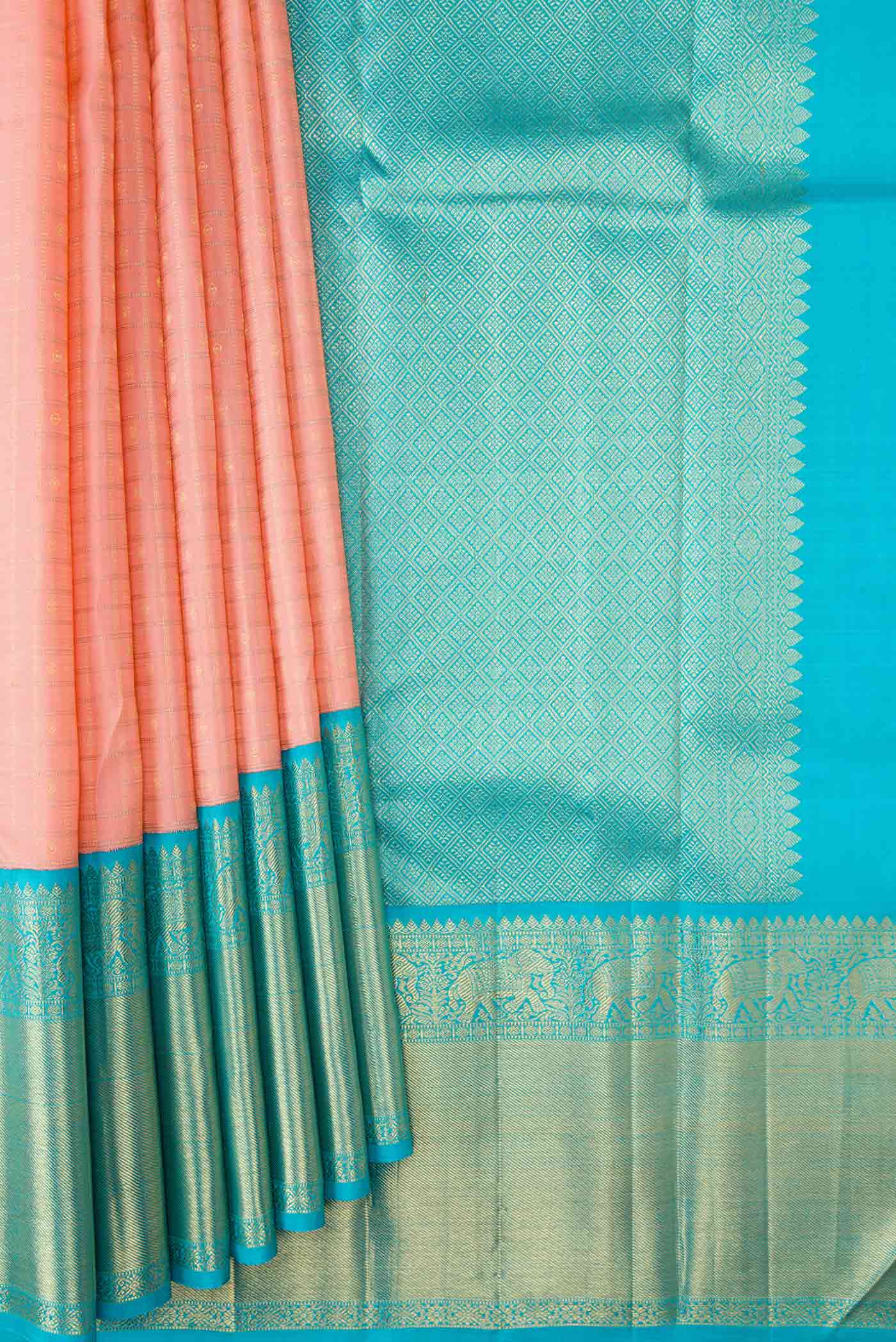 Pleats and pallu of Pure Silk Pure Zari Peach Dual Tone Kanchipuram Saree with Checked design on the body and Zari Border