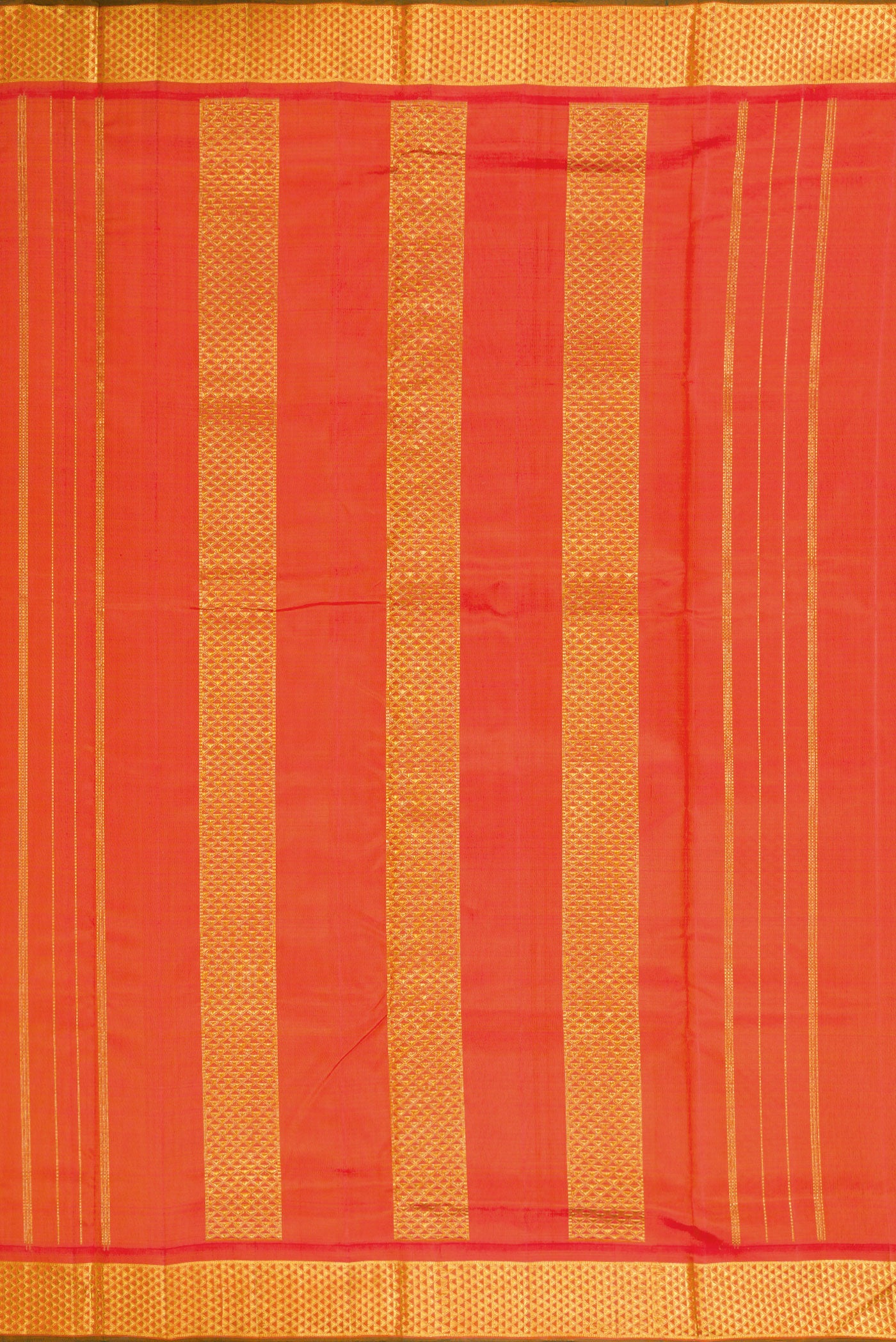 Close up image of the pallu of Pure Silk Pure Zari Orange Dual Tone Kanjivaram Nine Yards Saree with Plain Body and Zari Border. 
