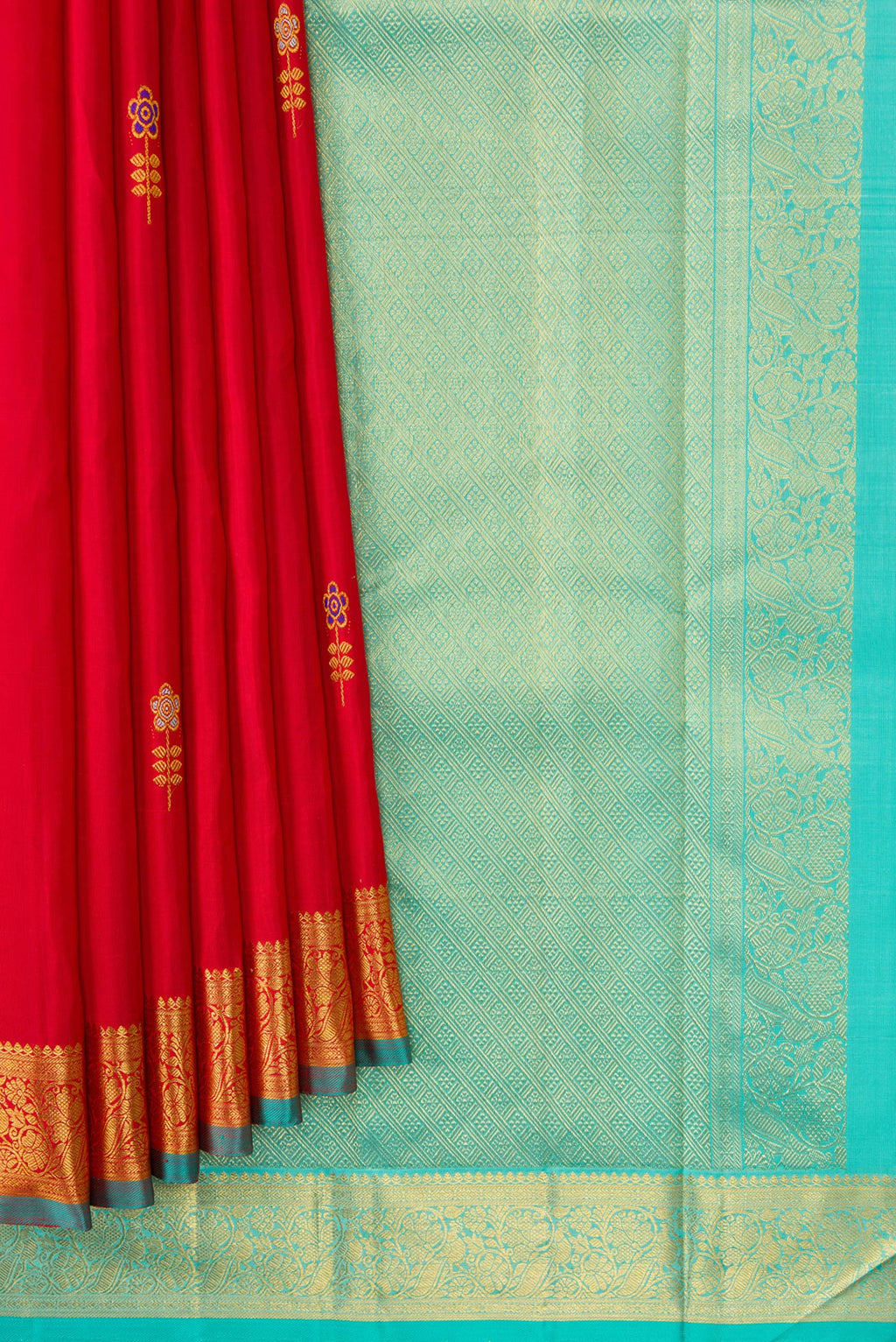 Pleats and pallu of Red Dual Tone Kanchipuram Silk Saree with Zari And Thread Butta on the body and Zari Border. 