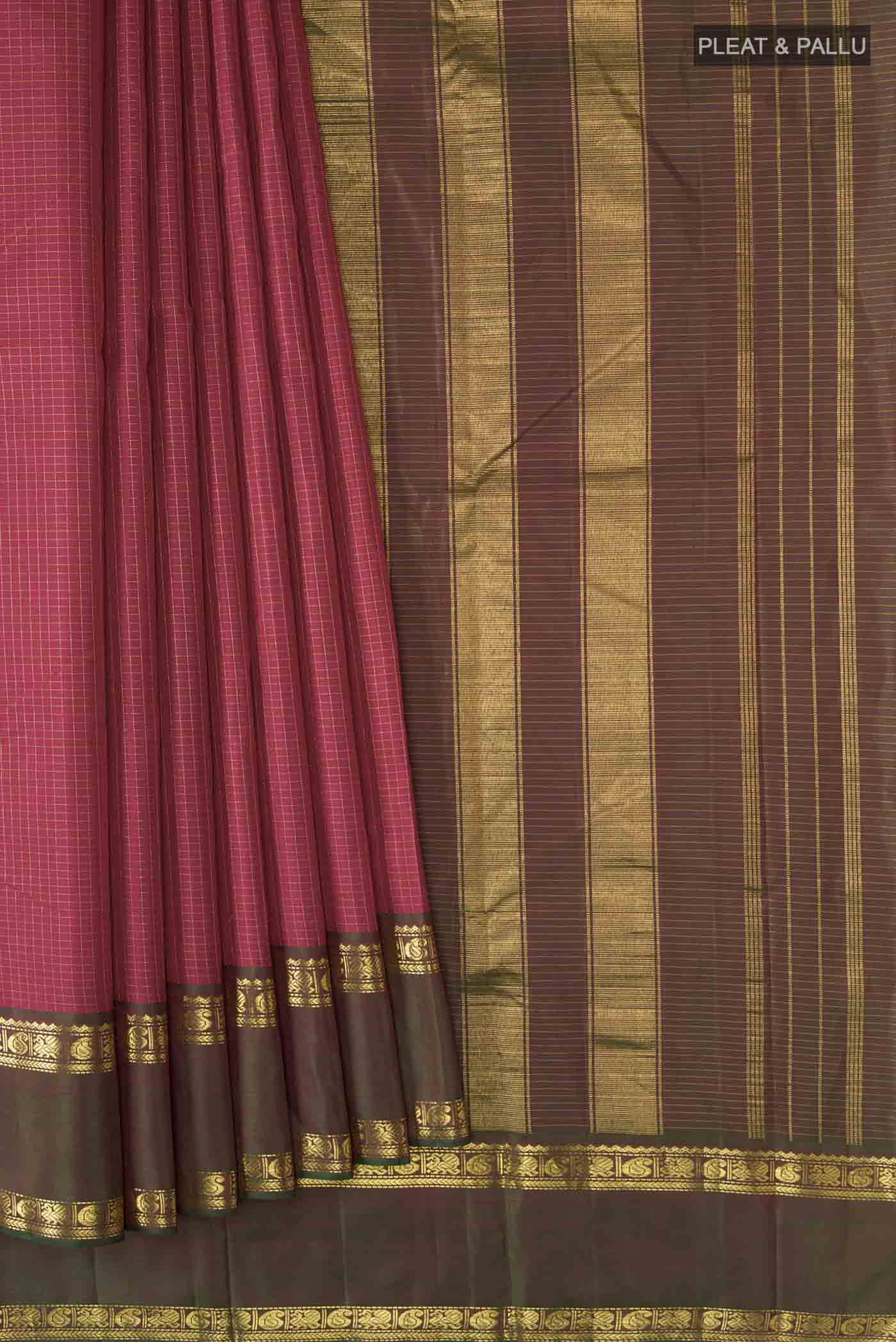 pleats pallu