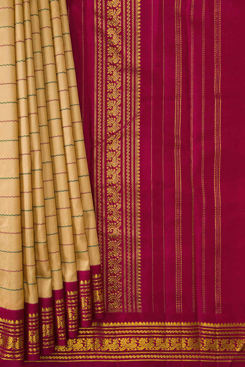 pleats pallu