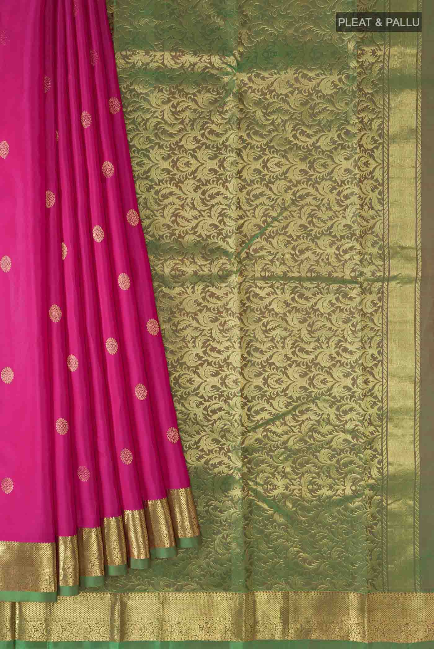 pleats pallu