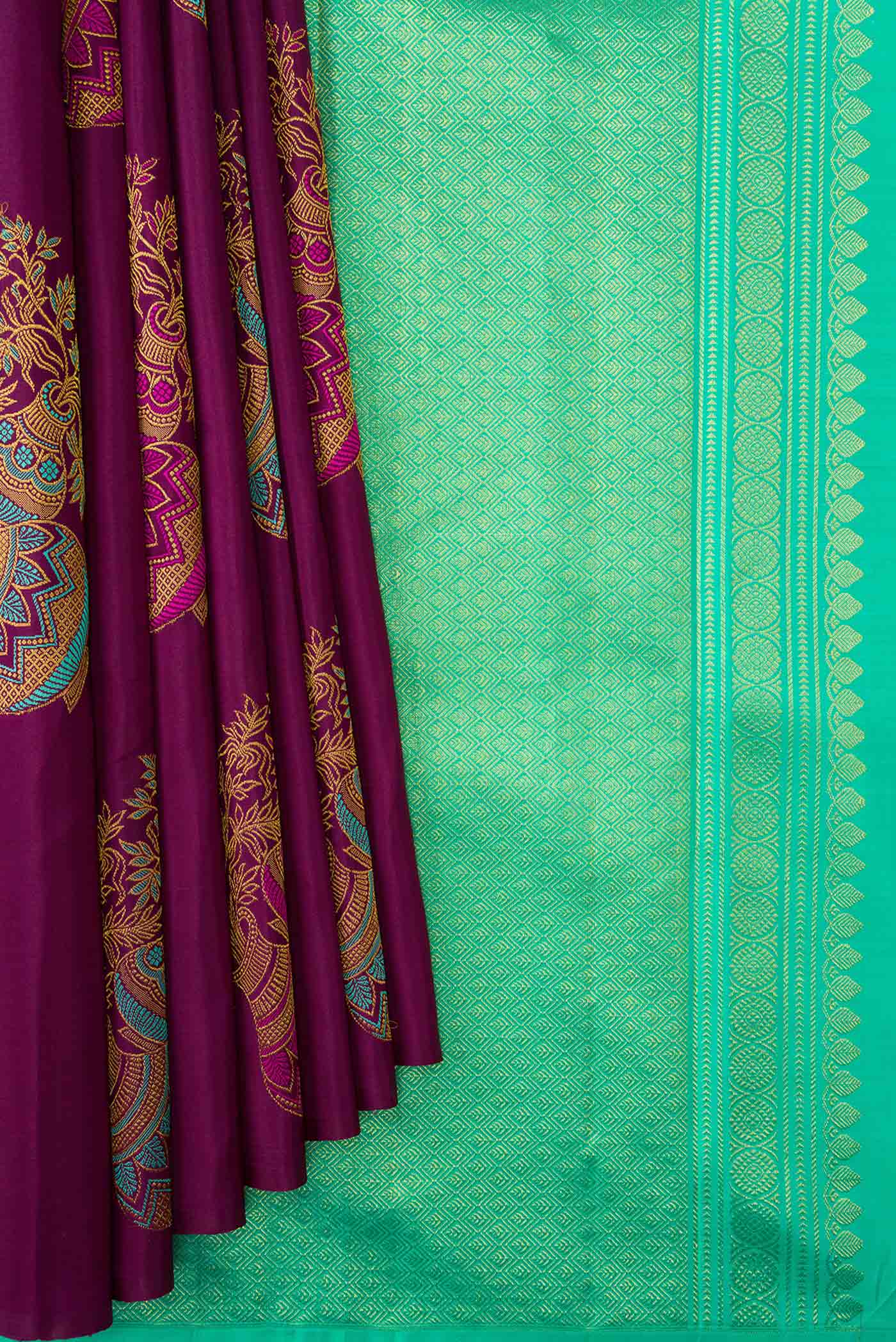 pleats pallu