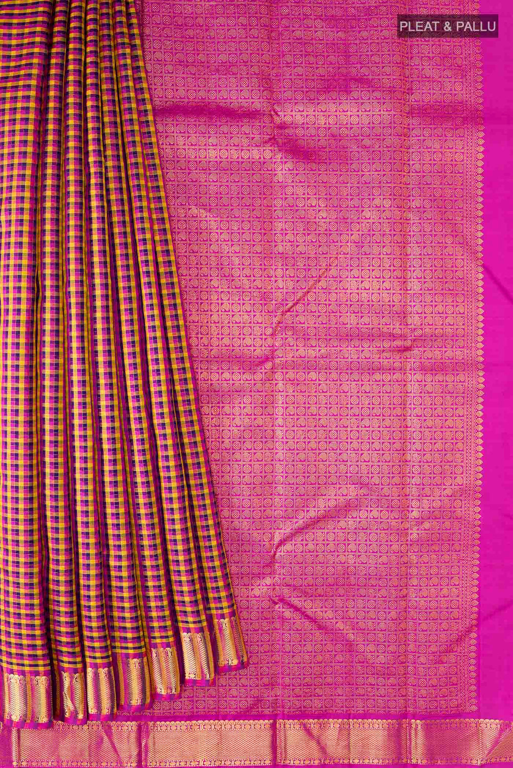 pleats pallu