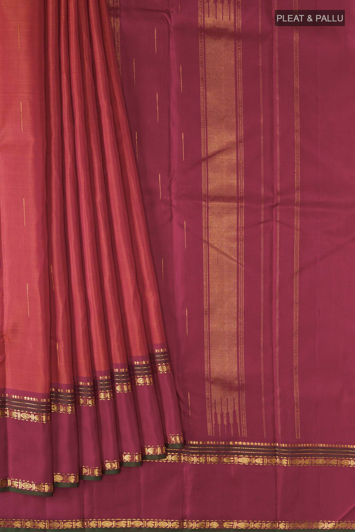 pleats pallu