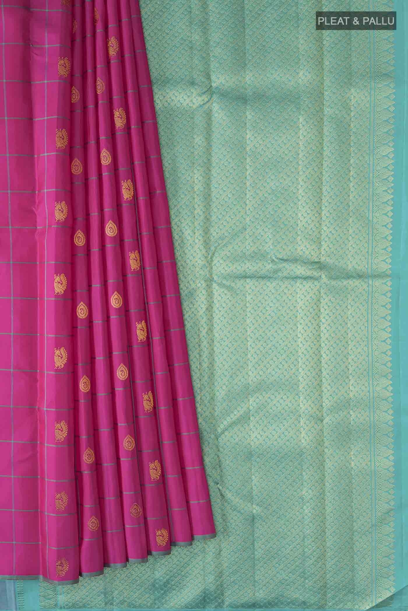 pleats pallu