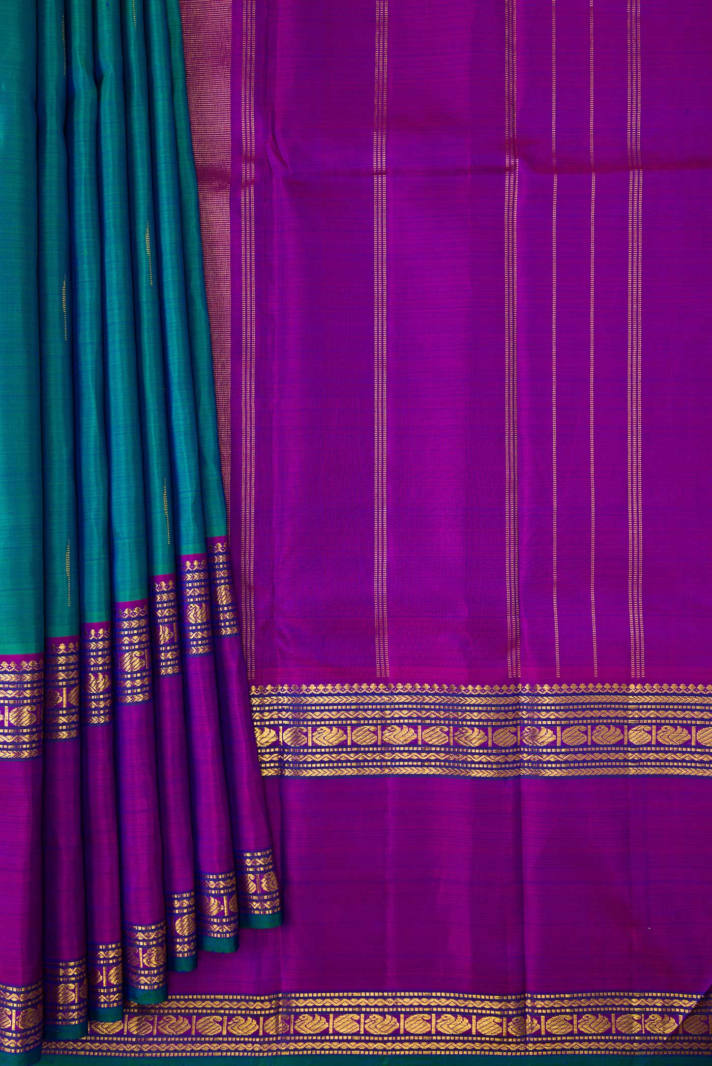 pleats pallu