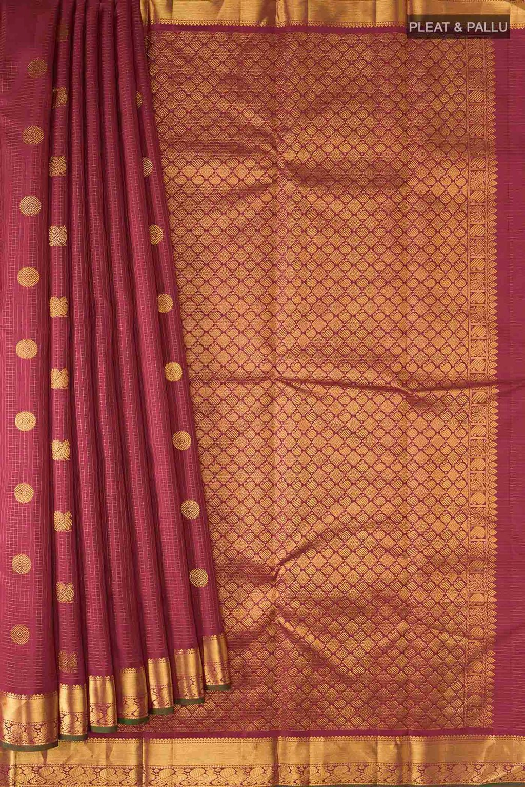 pleats pallu