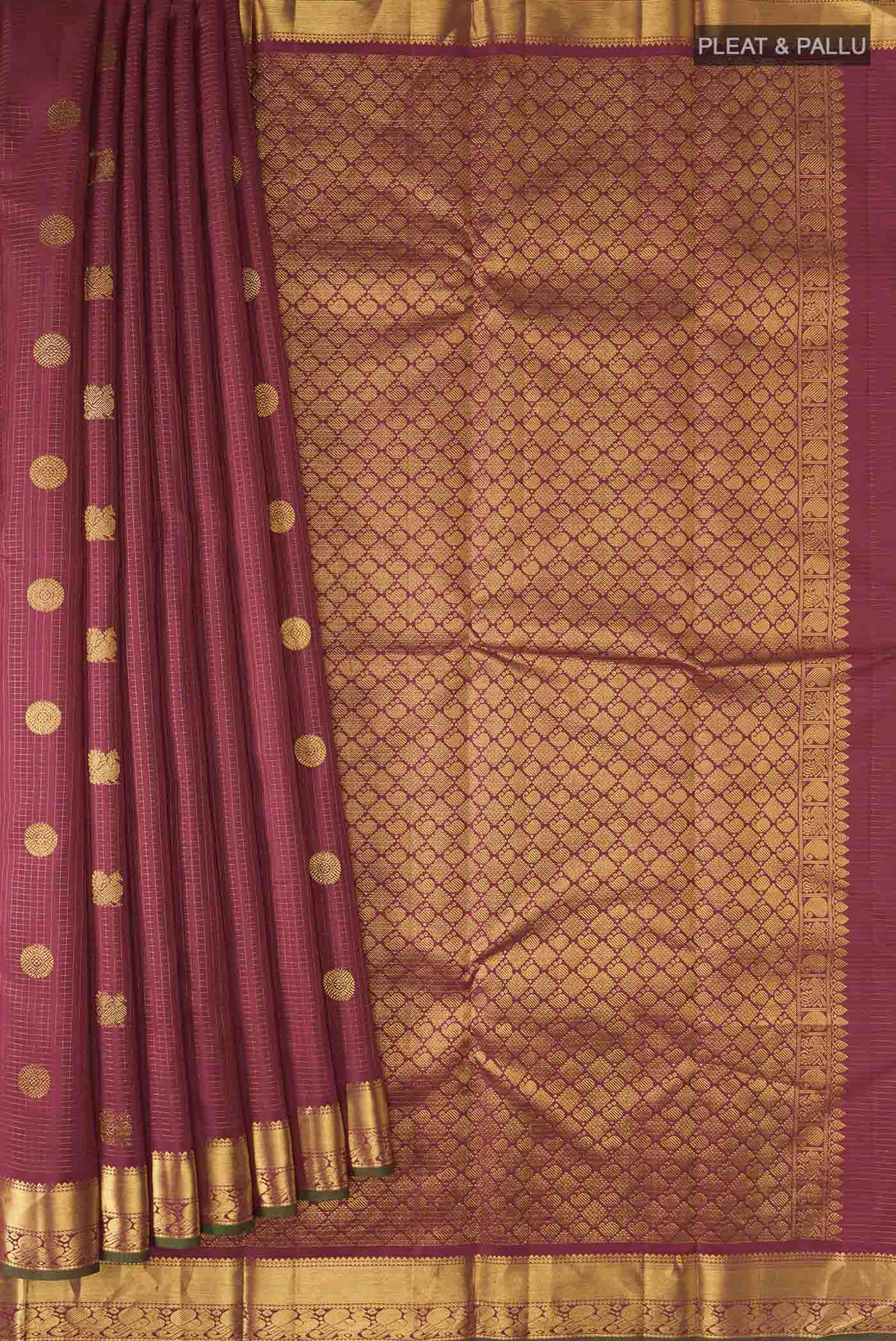 pleats pallu
