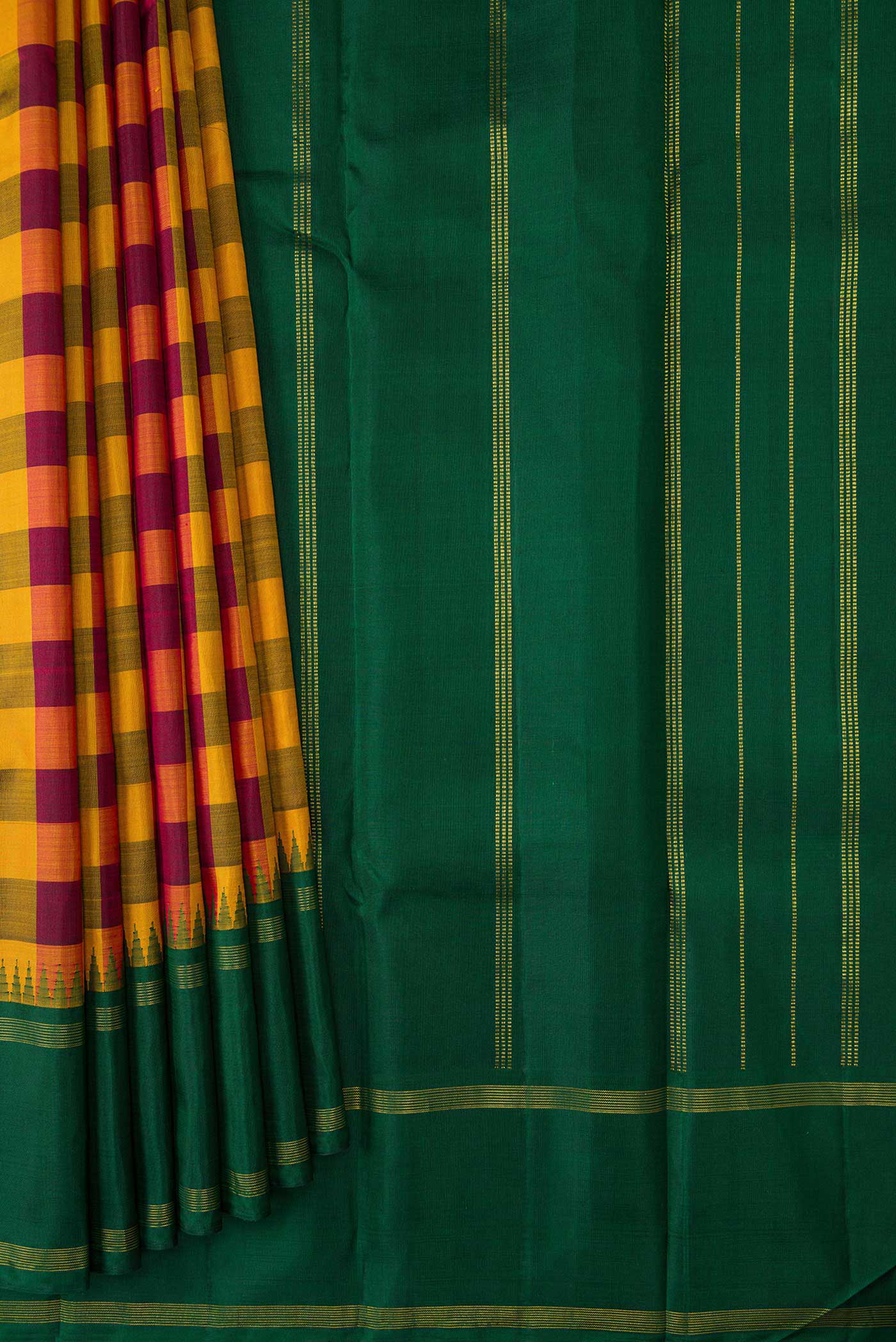 pleats pallu