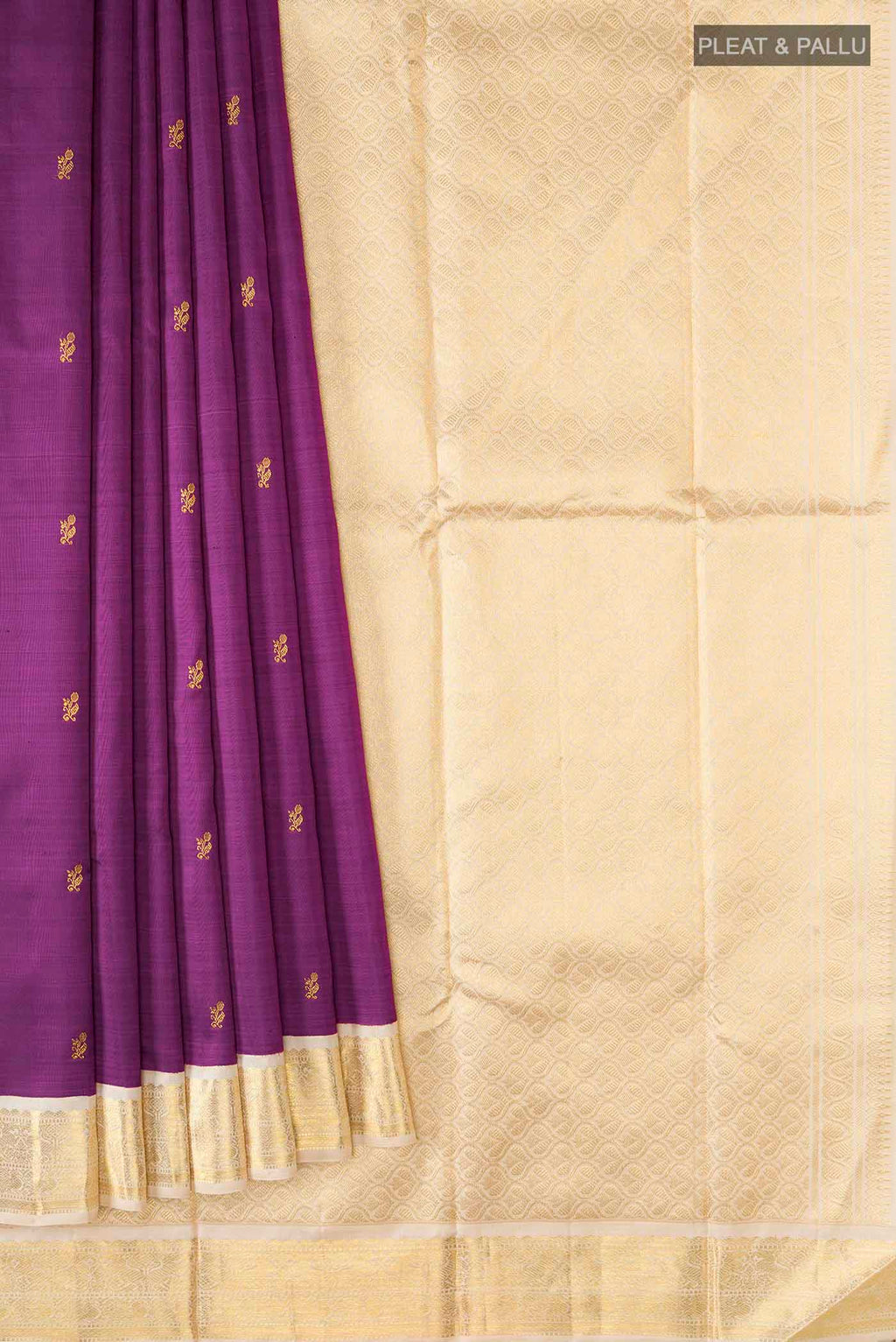 pleats pallu