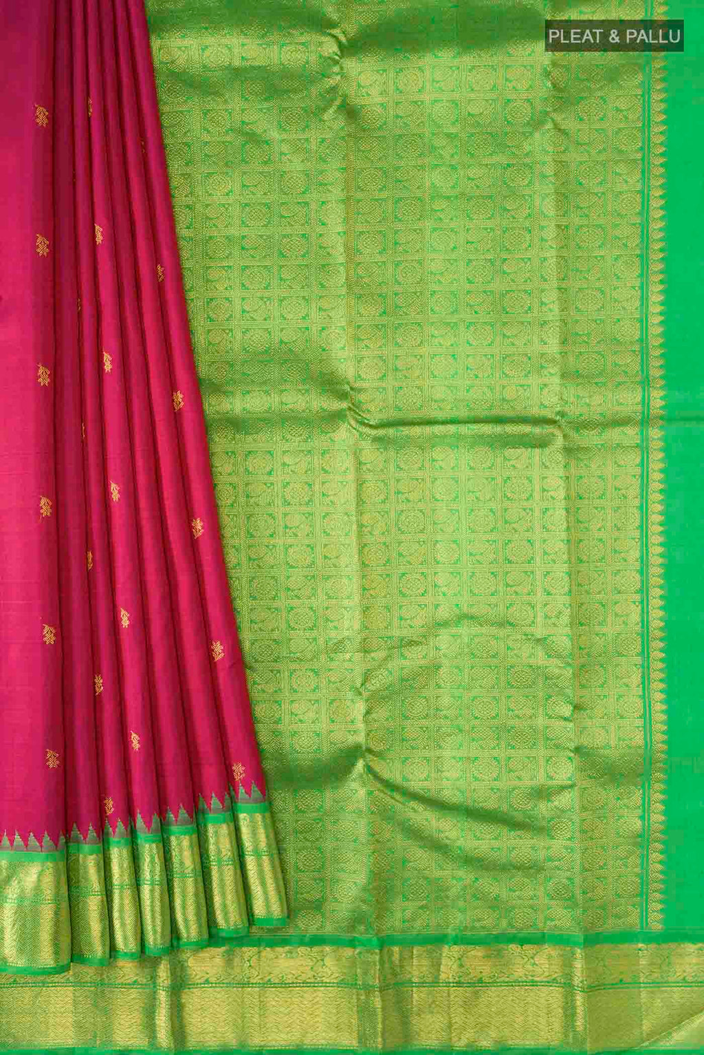 pleats pallu