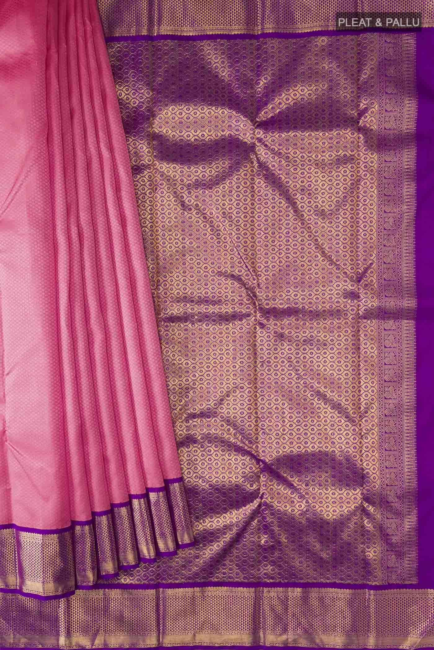pleats pallu