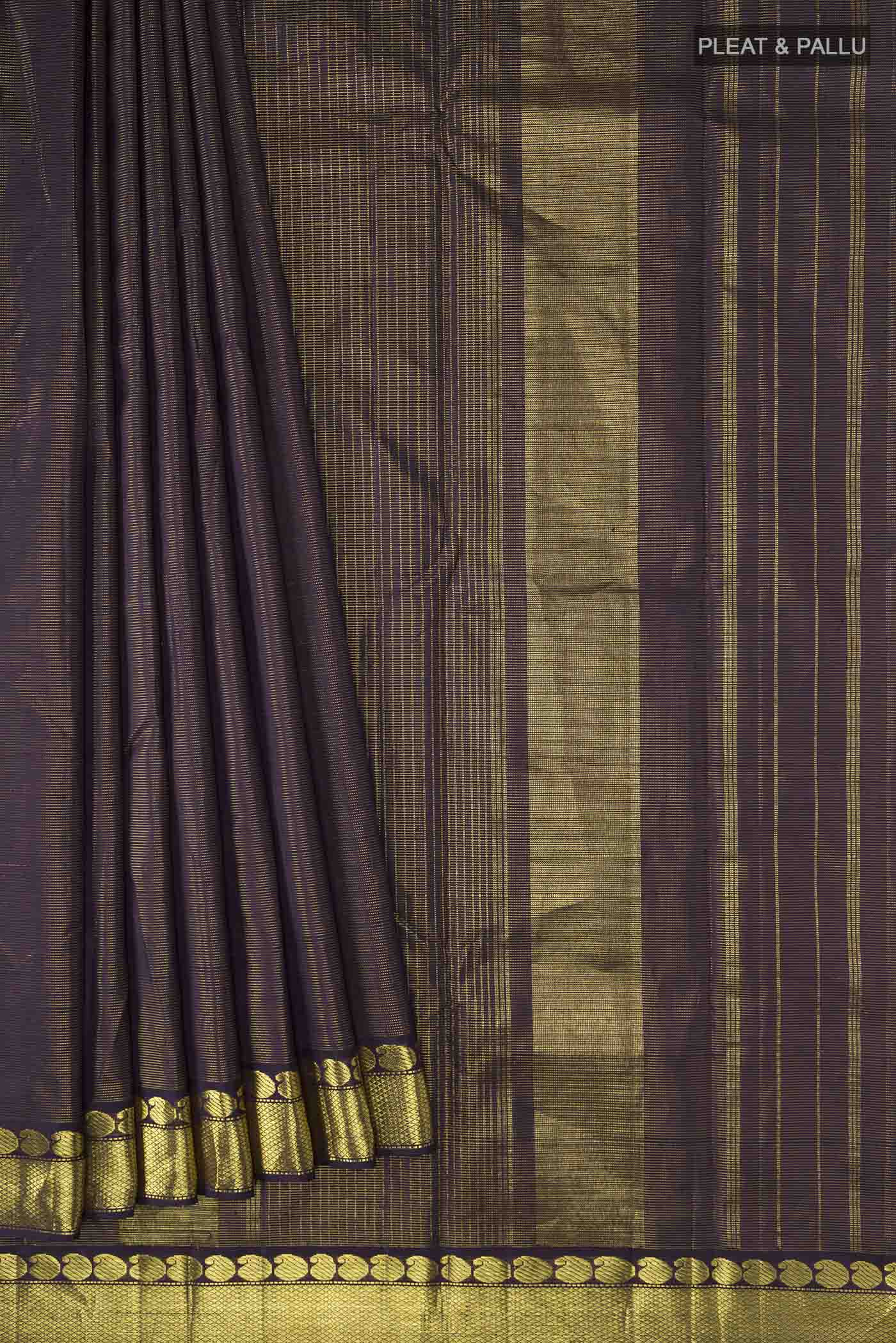 pleats pallu