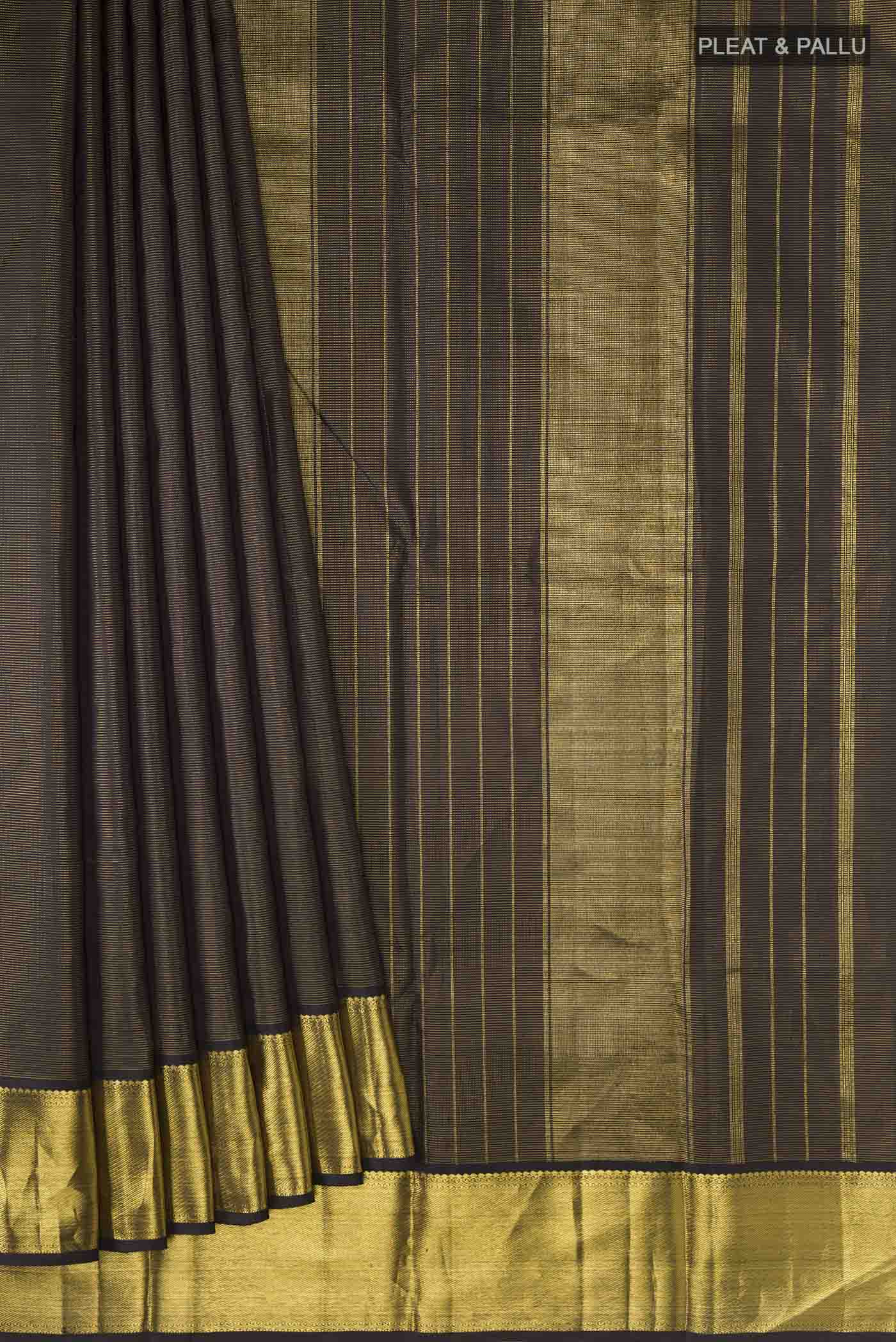pleats pallu