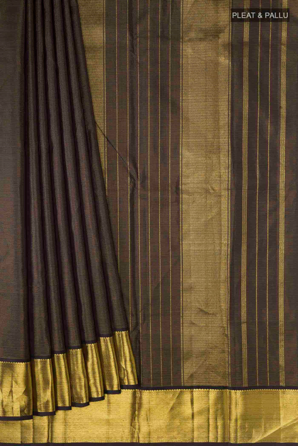 pleats pallu
