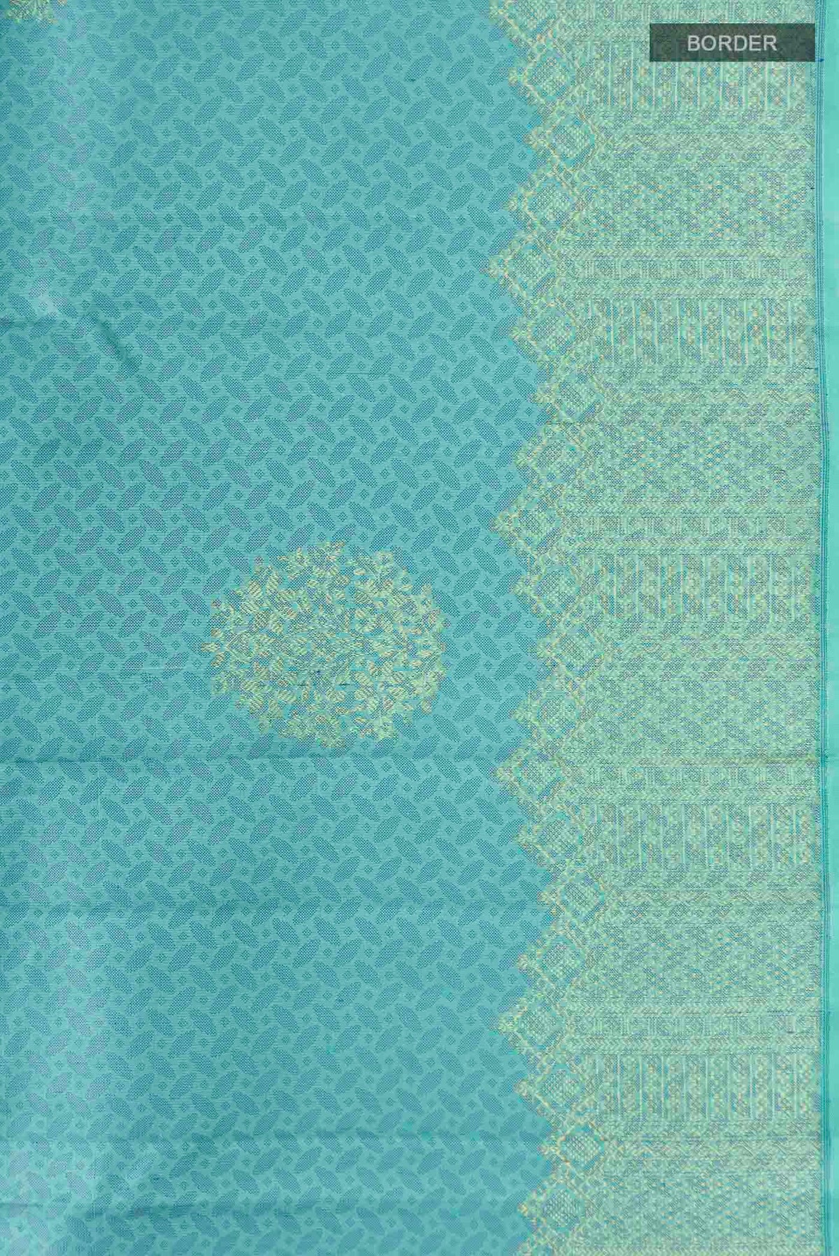 Border image of Green Kanchipuram Silk Saree with Jacquard With Zari Butta on the body and Without Border