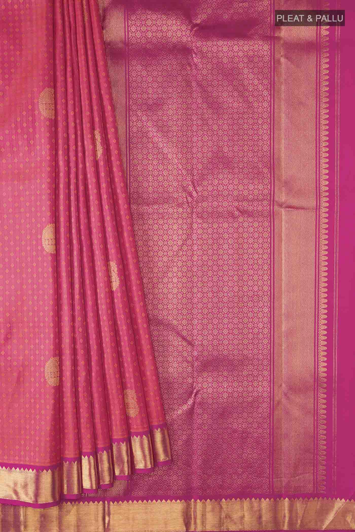 pleats pallu