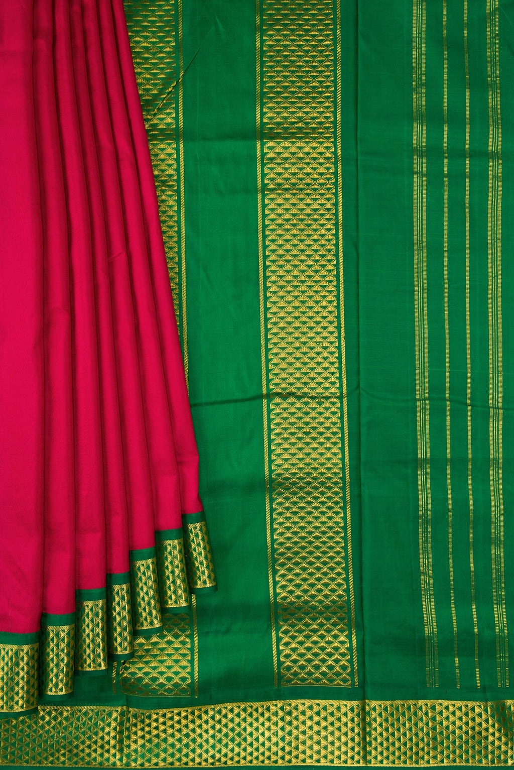 Pleats and pallu of Pure Silk Pure Zari Maroon Dual Tone Kanjivaram Nine Yards Saree with Plain Body and Zari Border. 