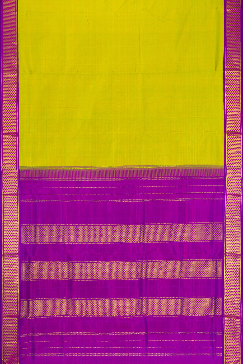 Flat view of Pure Silk Pure Zari Parrot Green Dual Tone Kanjivaram Nine Yards Saree with Plain Body and Zari Border. 