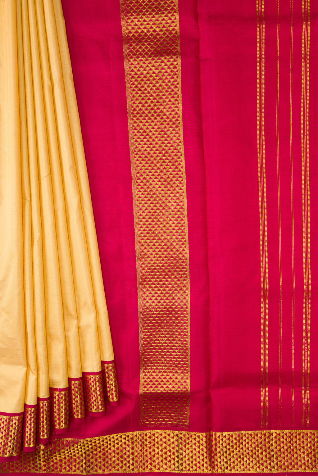 Pleats and pallu of Sandal Dual Tone Kanjivaram Silk Nine Yards Saree with Stripes on the body and Zari Border. 