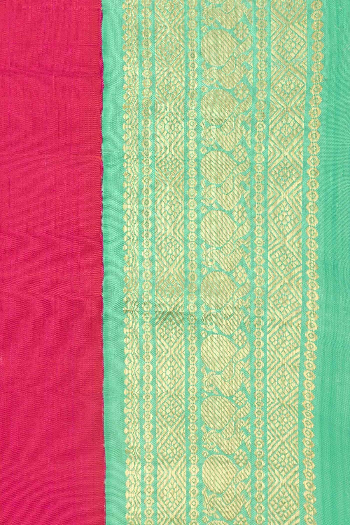 Border image of Pink Dual Tone Kanchipuram Saree with Plain Body and Zari Border