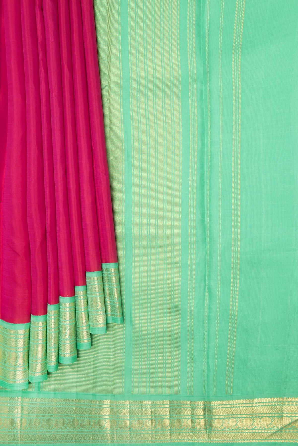 Pleats and pallu of Pink Dual Tone Kanchipuram Saree with Plain Body and Zari Border
