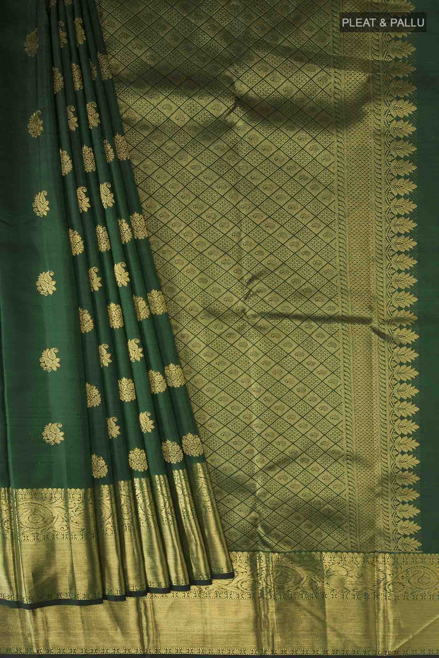 pleats pallu