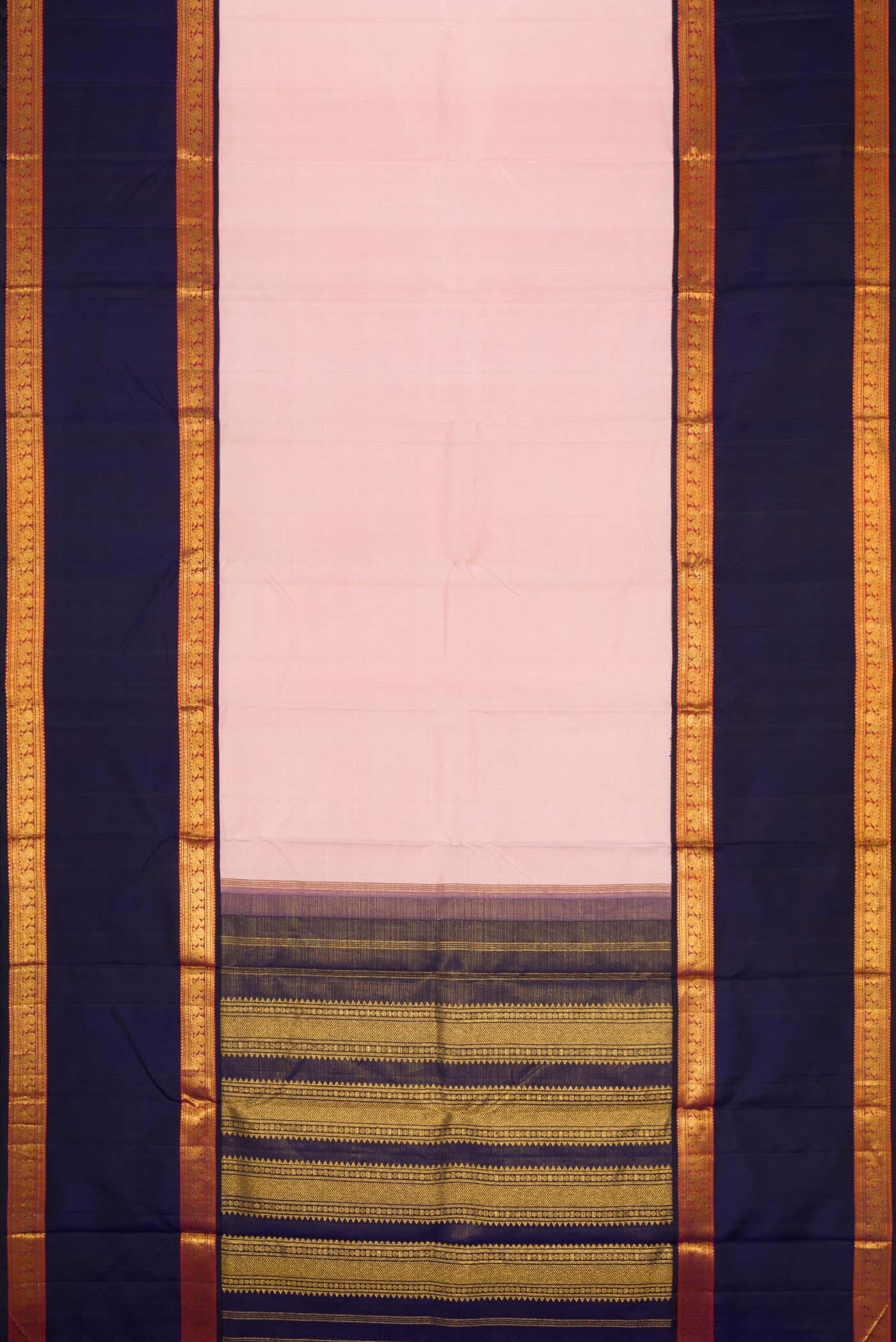 pallu body