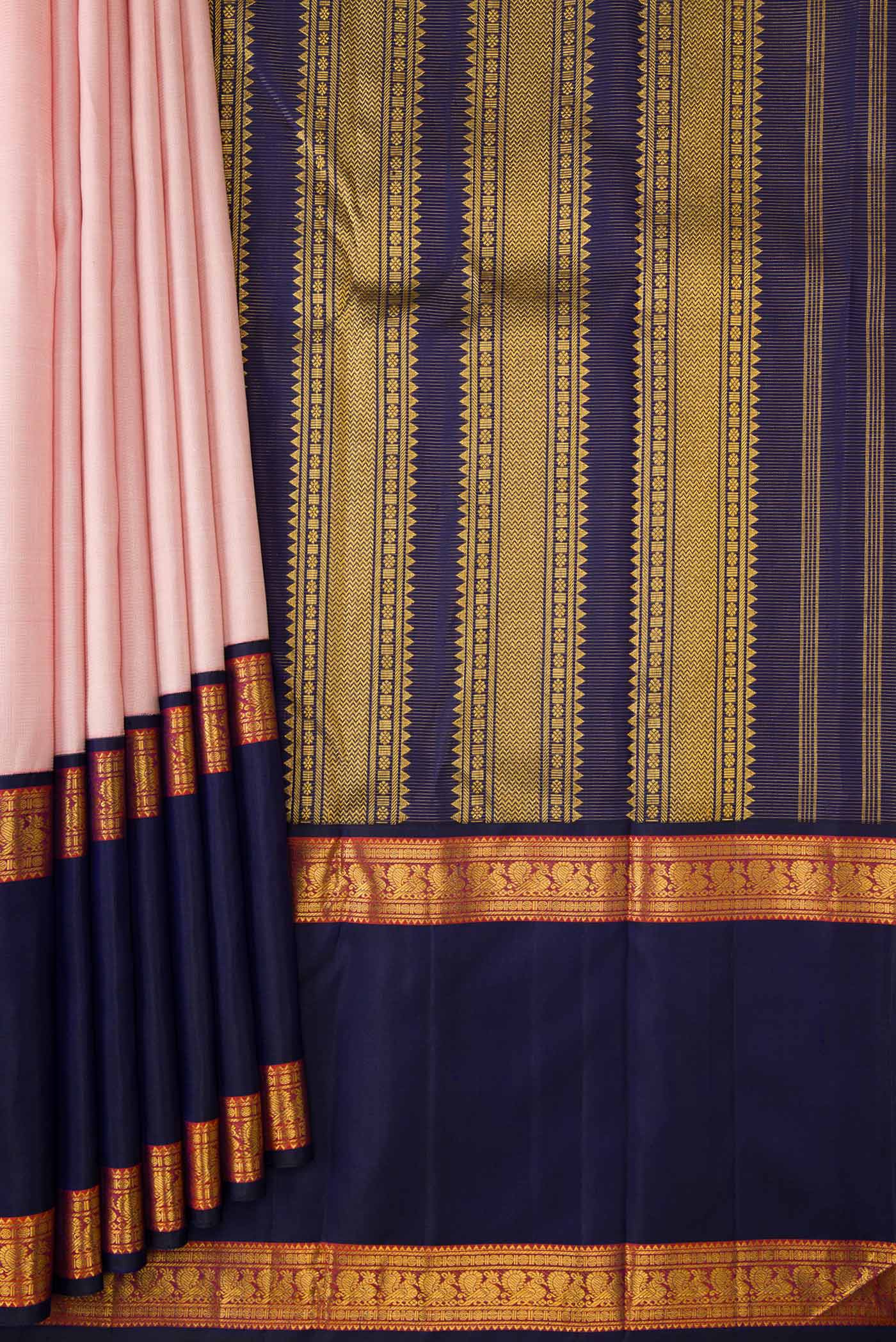 pleats pallu
