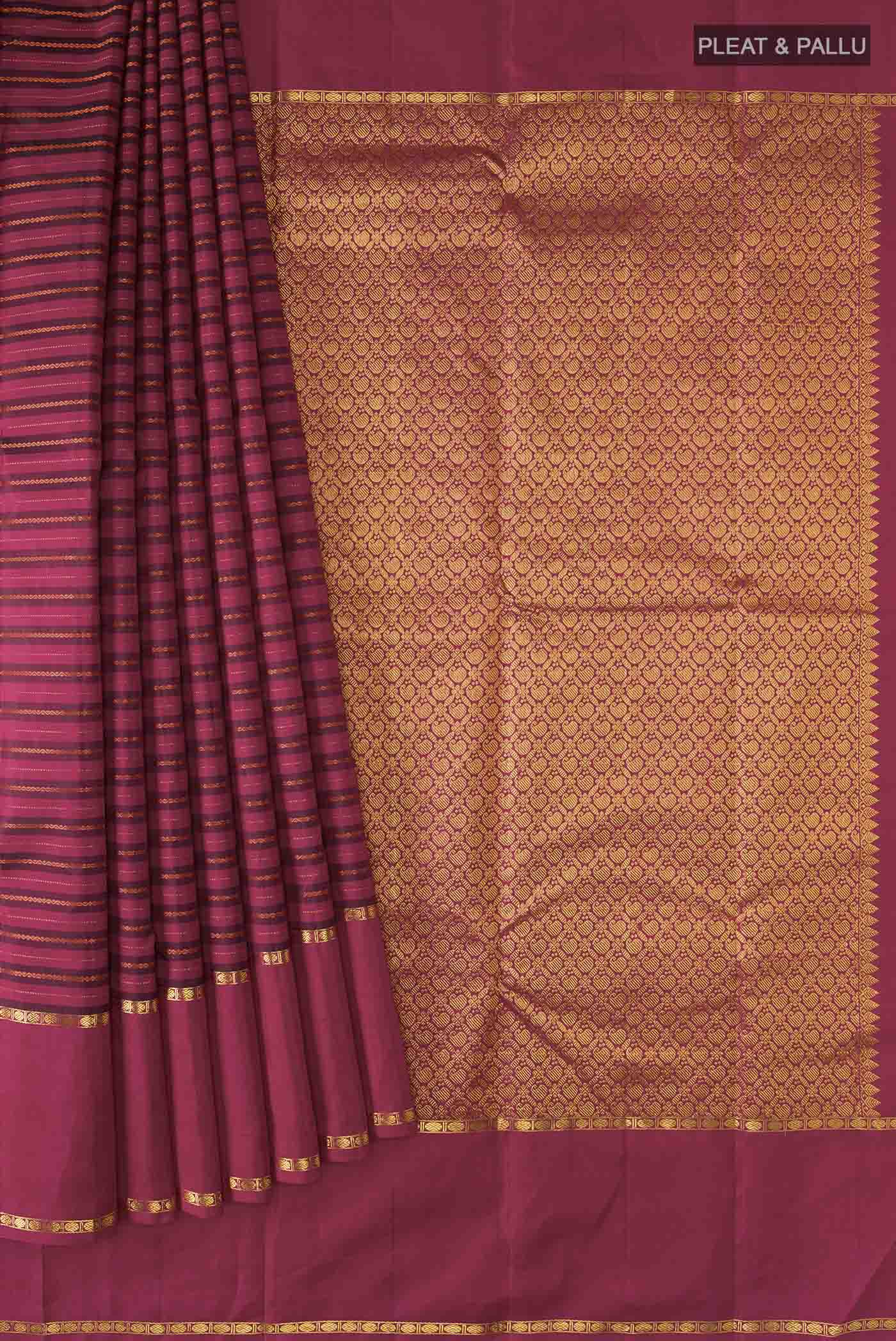 pleats pallu