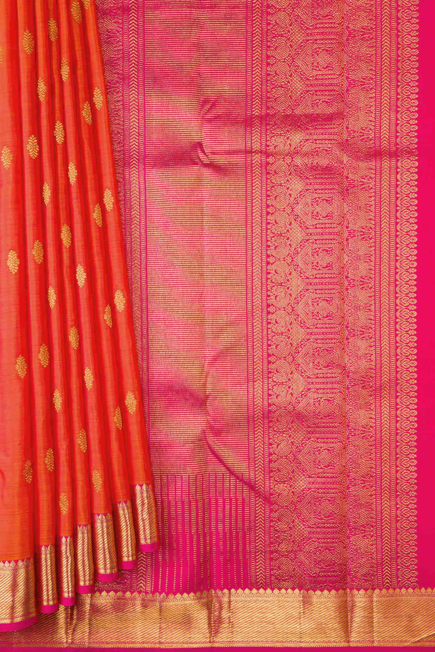 pleats pallu