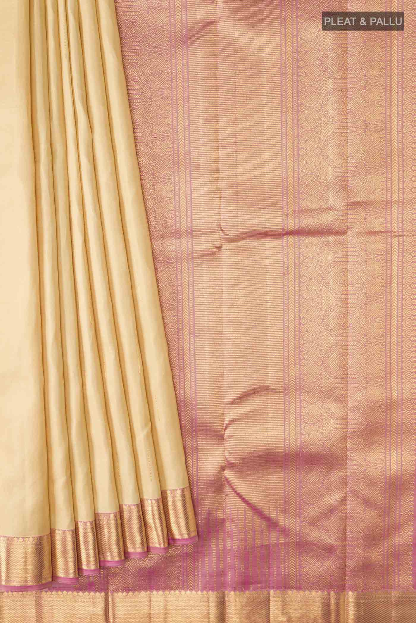 pleats pallu