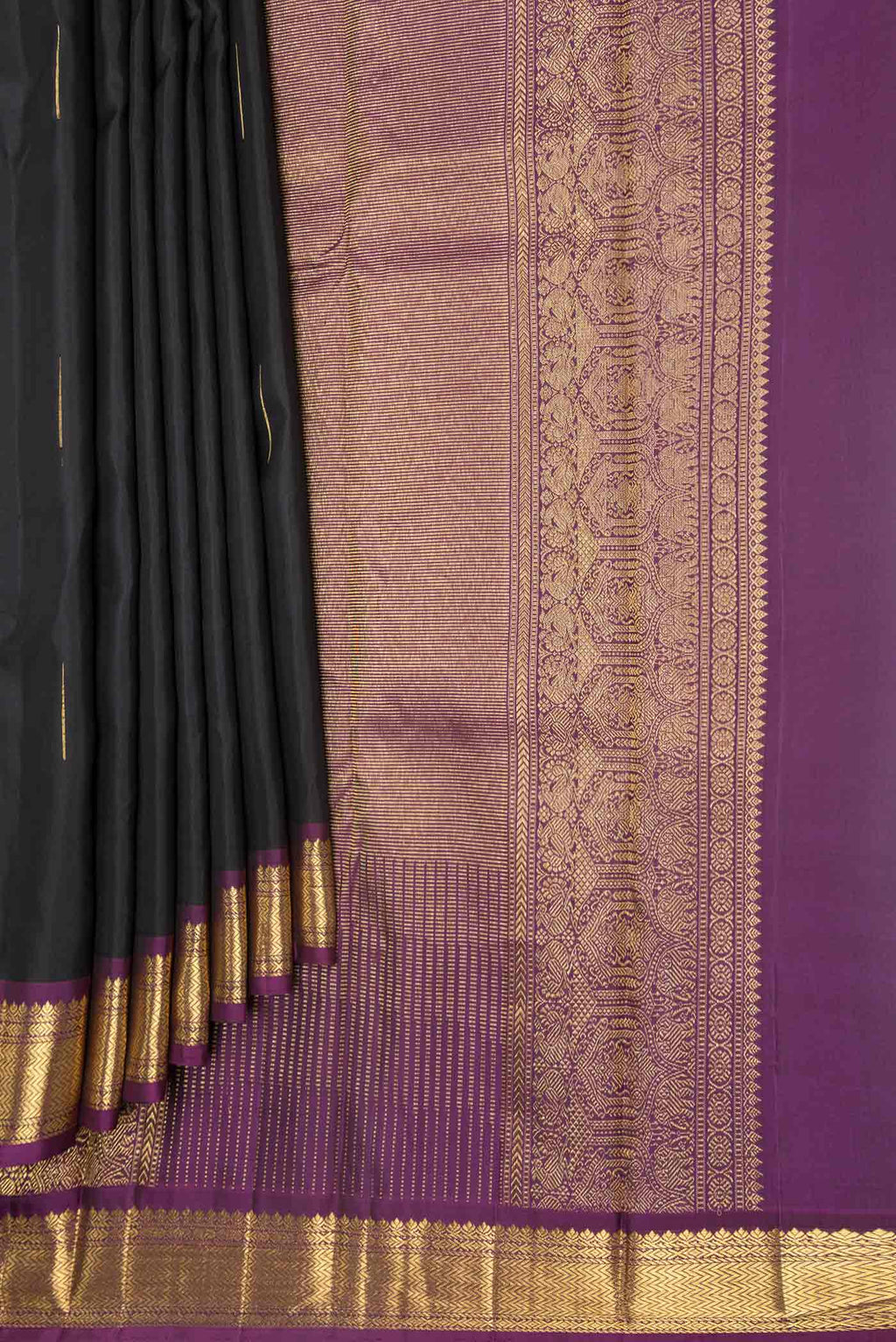 pleats pallu