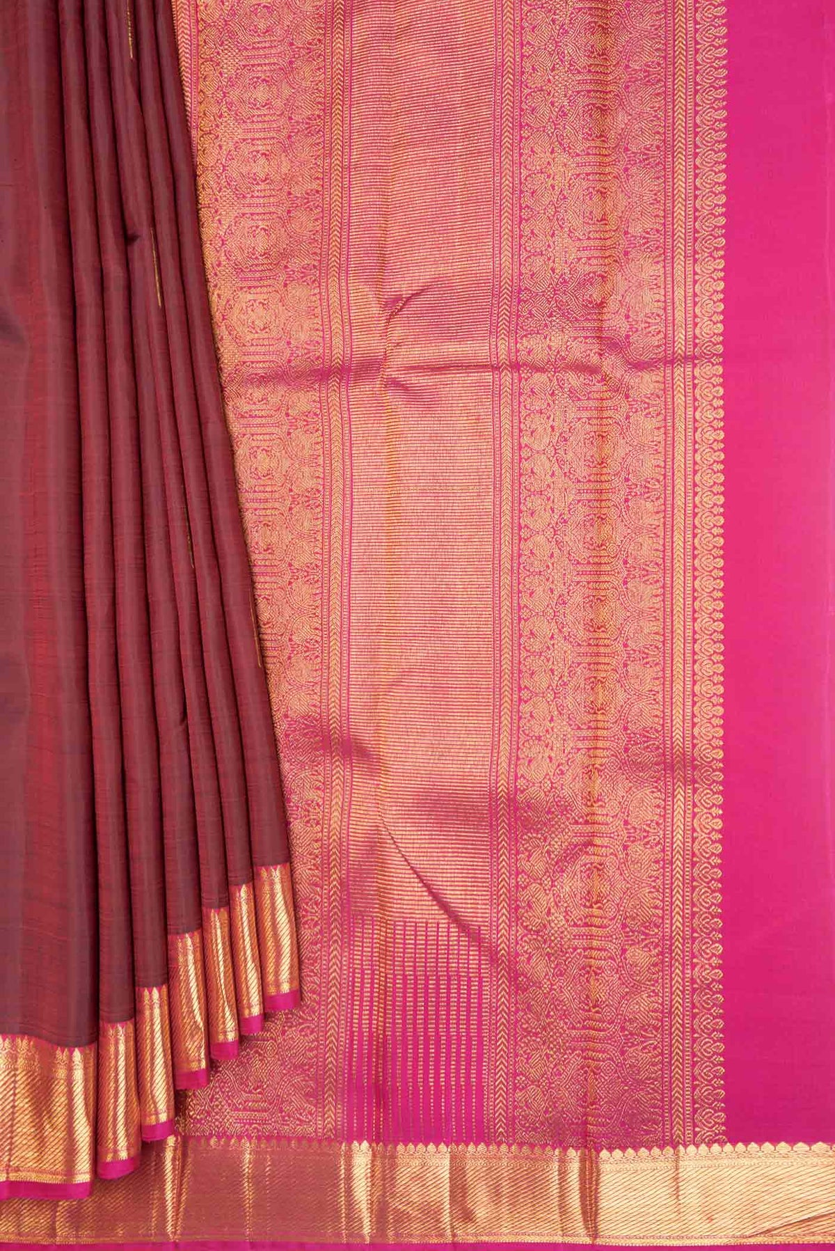 Pleats and pallu of Maroon Dual Tone Kanchipuram Saree with Zari Butta on the body and Zari Border