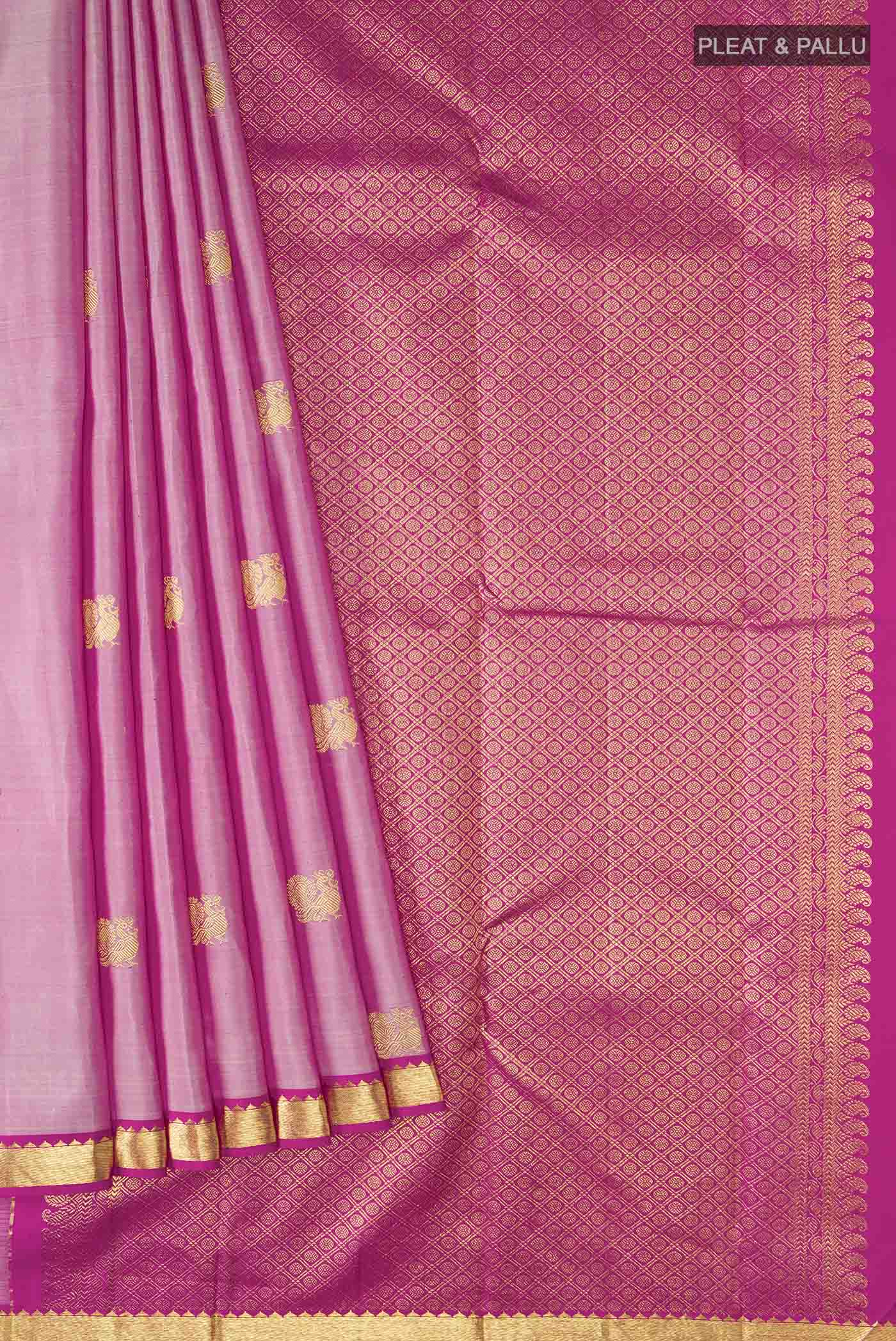 pleats pallu