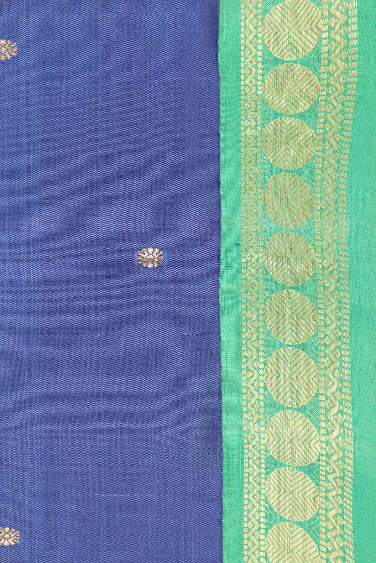 Border image of Blue Dual Tone Kanchipuram Saree with Zari Butta on the body and Zari Border