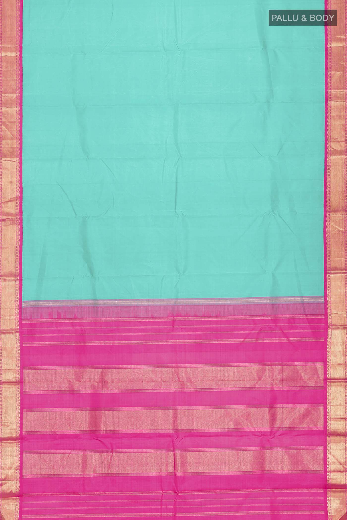 Flat view of Green Kanchipuram Silk Saree with Plain Body and Zari Border