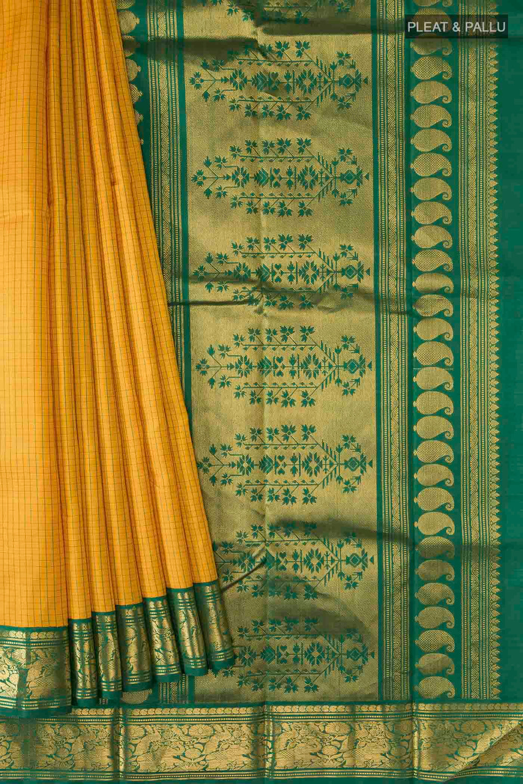 pleats pallu