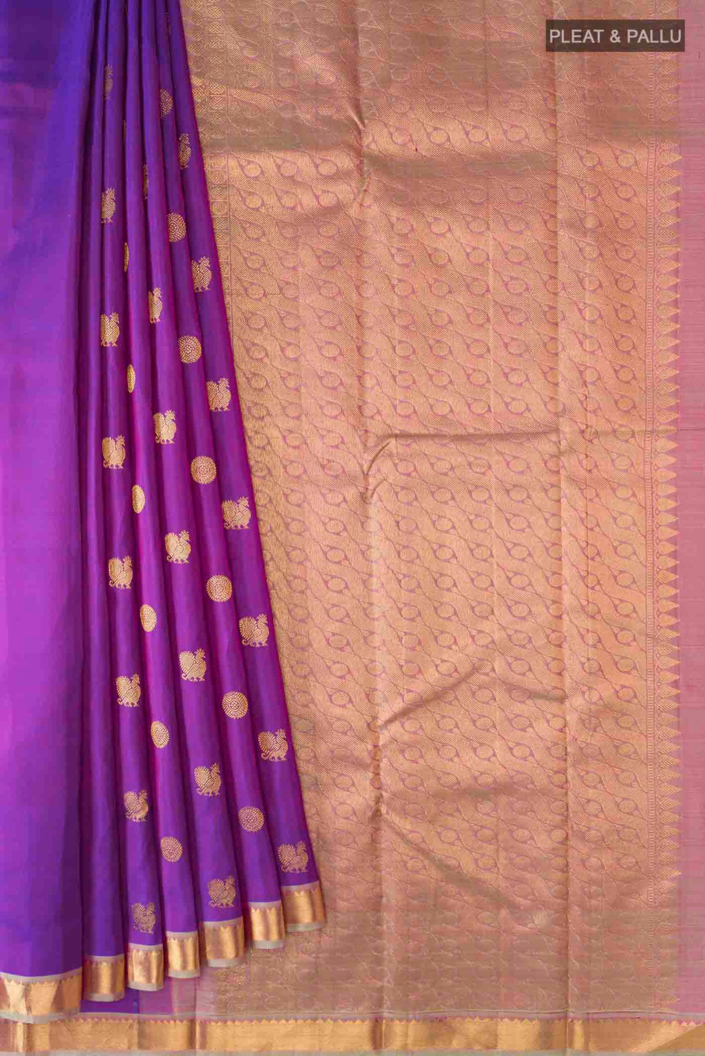 pleats pallu