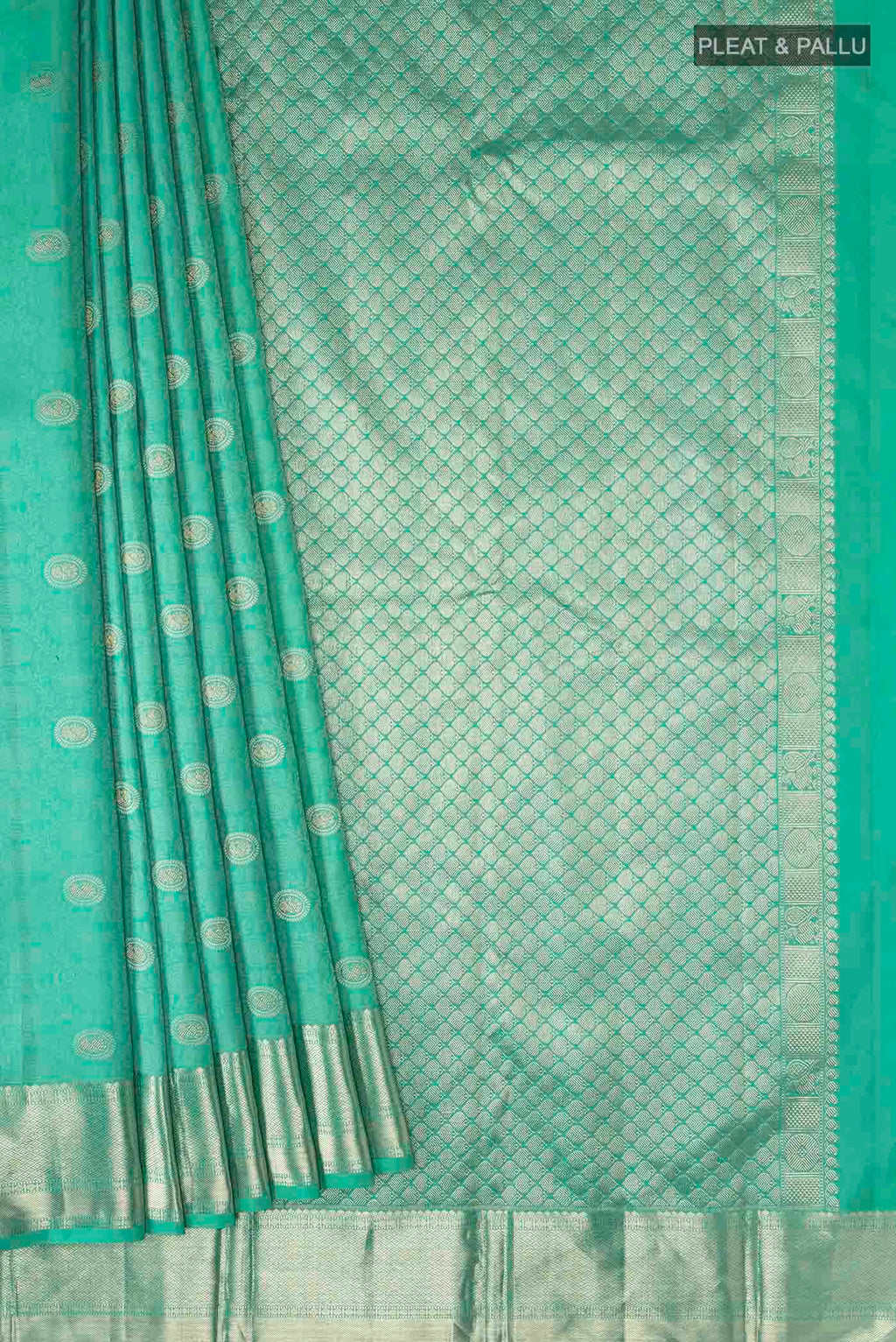 pleats pallu