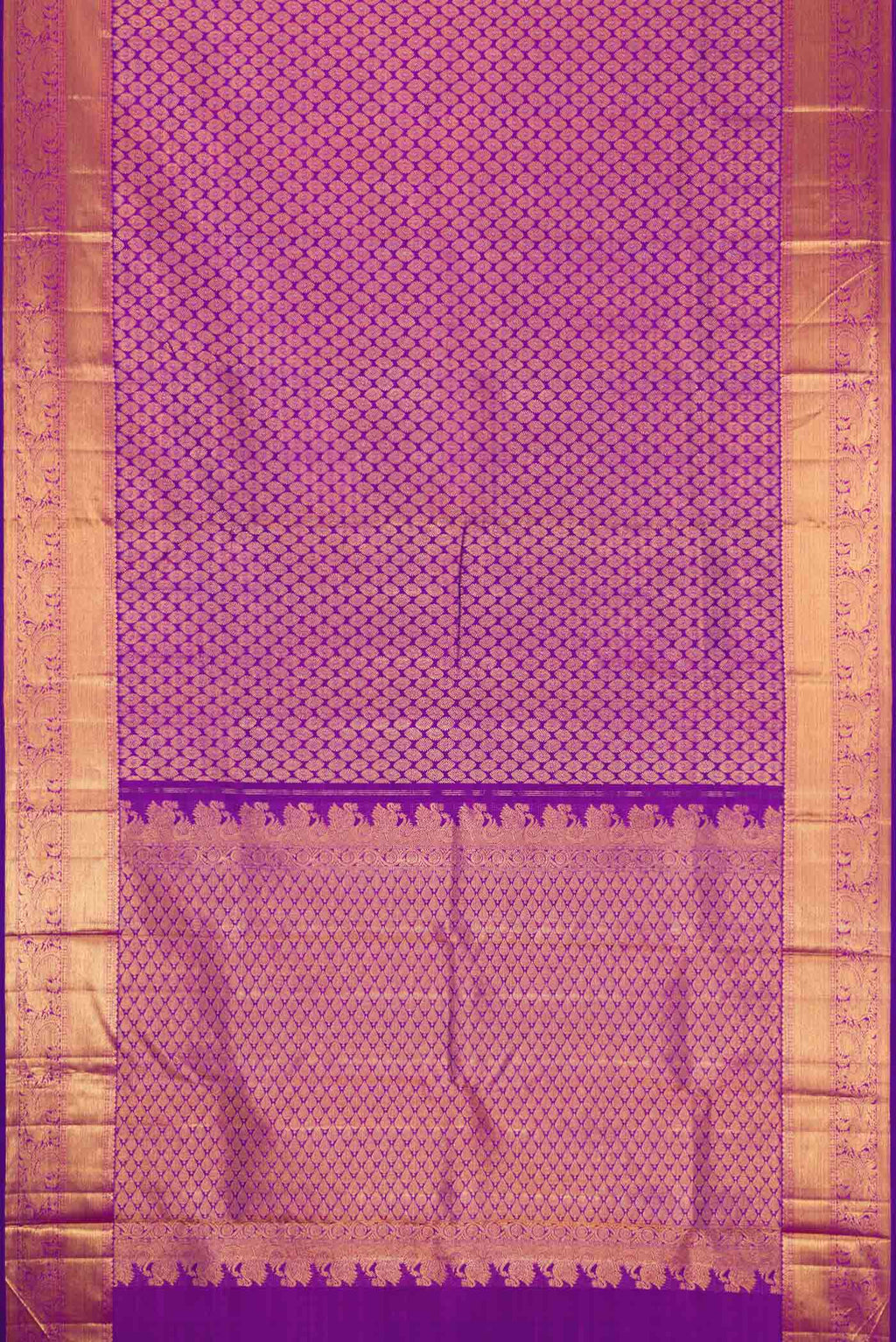 Flat view of Purple Dual Tone Kanchipuram Silk Saree with Zari Brocade on the body and Zari Border. 