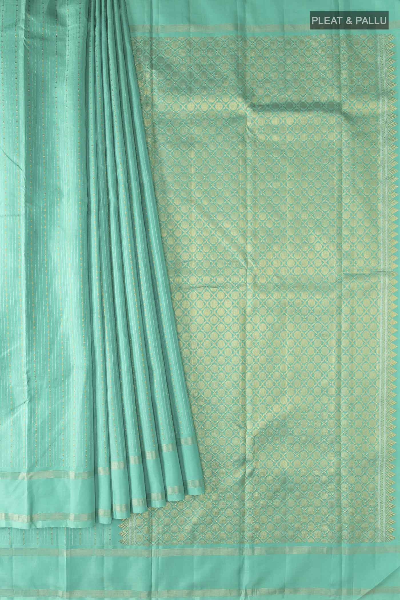 pleats pallu