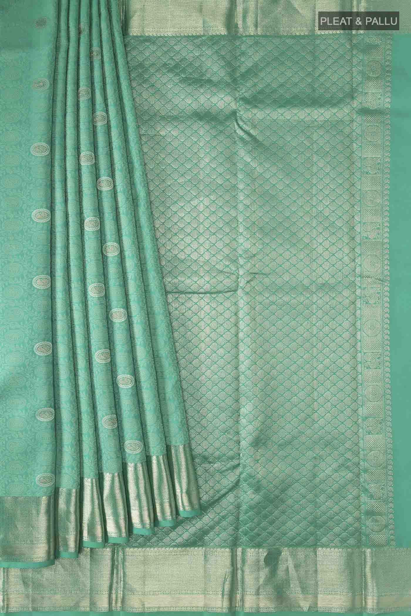 pleats pallu