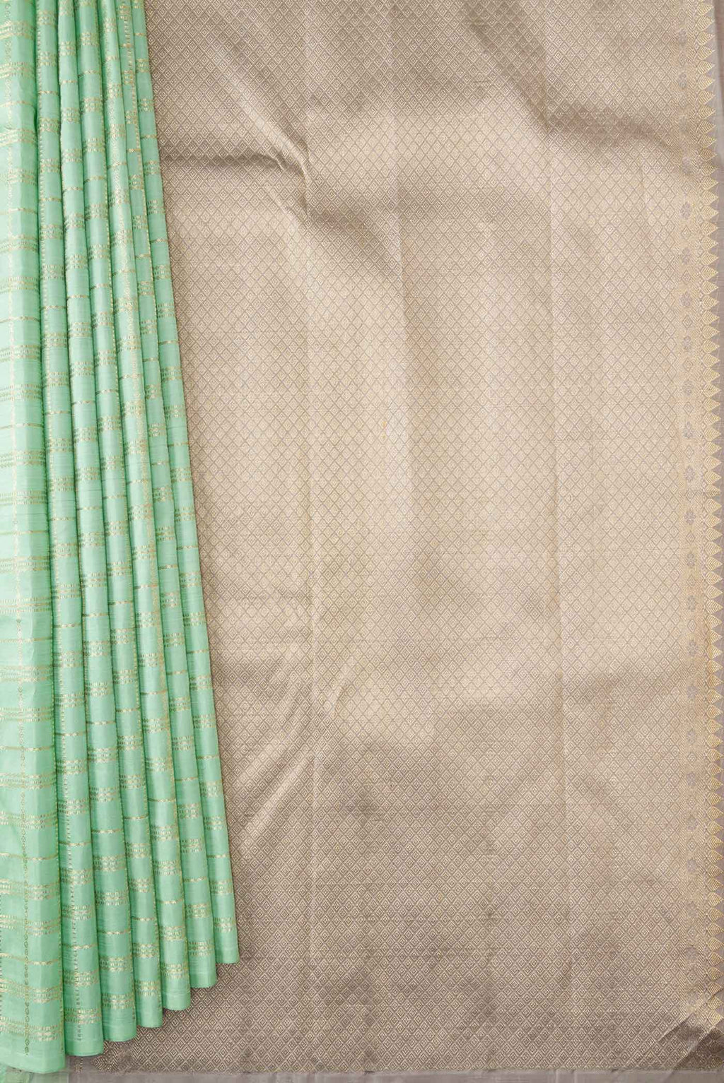pleats pallu