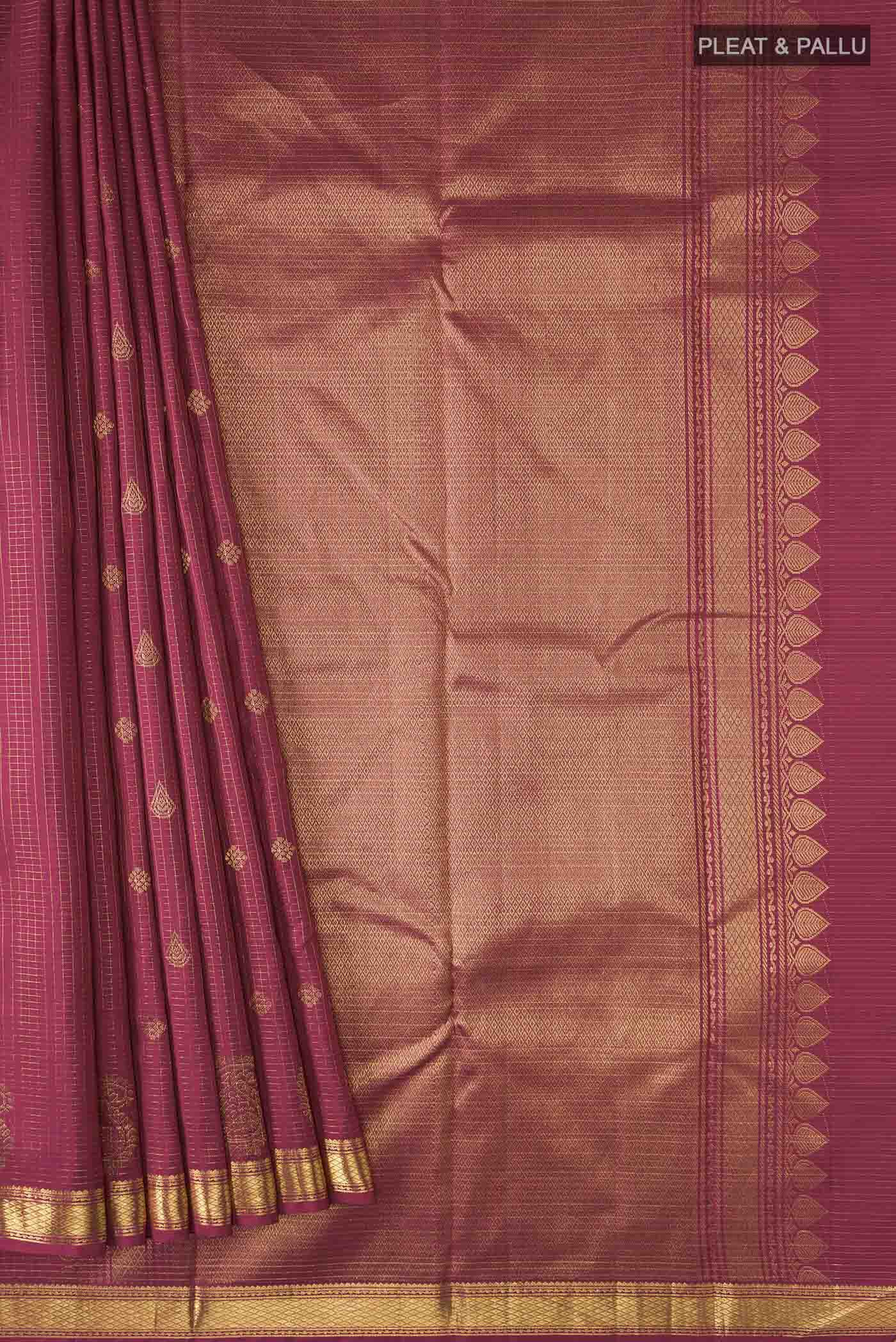 pleats pallu