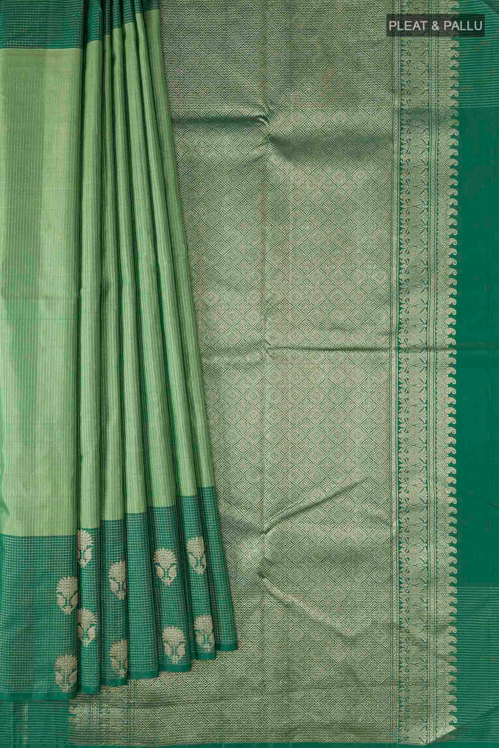 pleats pallu